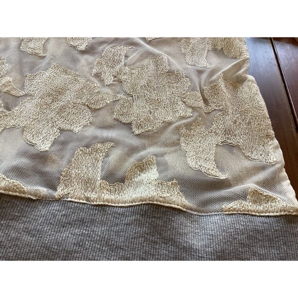 Awake Couture Embroidered Sheer Mesh Long Sleeved Pullover Medium NWT - Picture 4 of 6